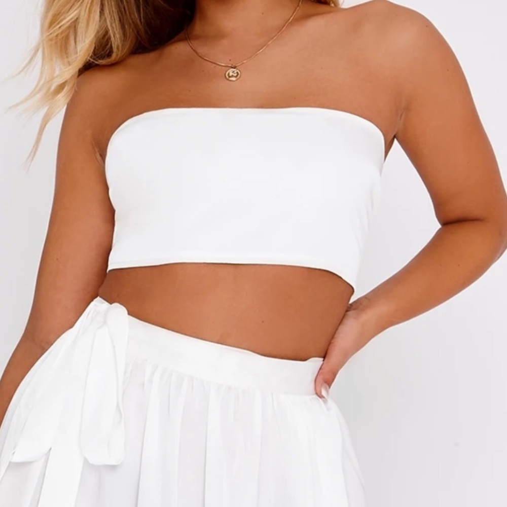 White seamless bandeau top